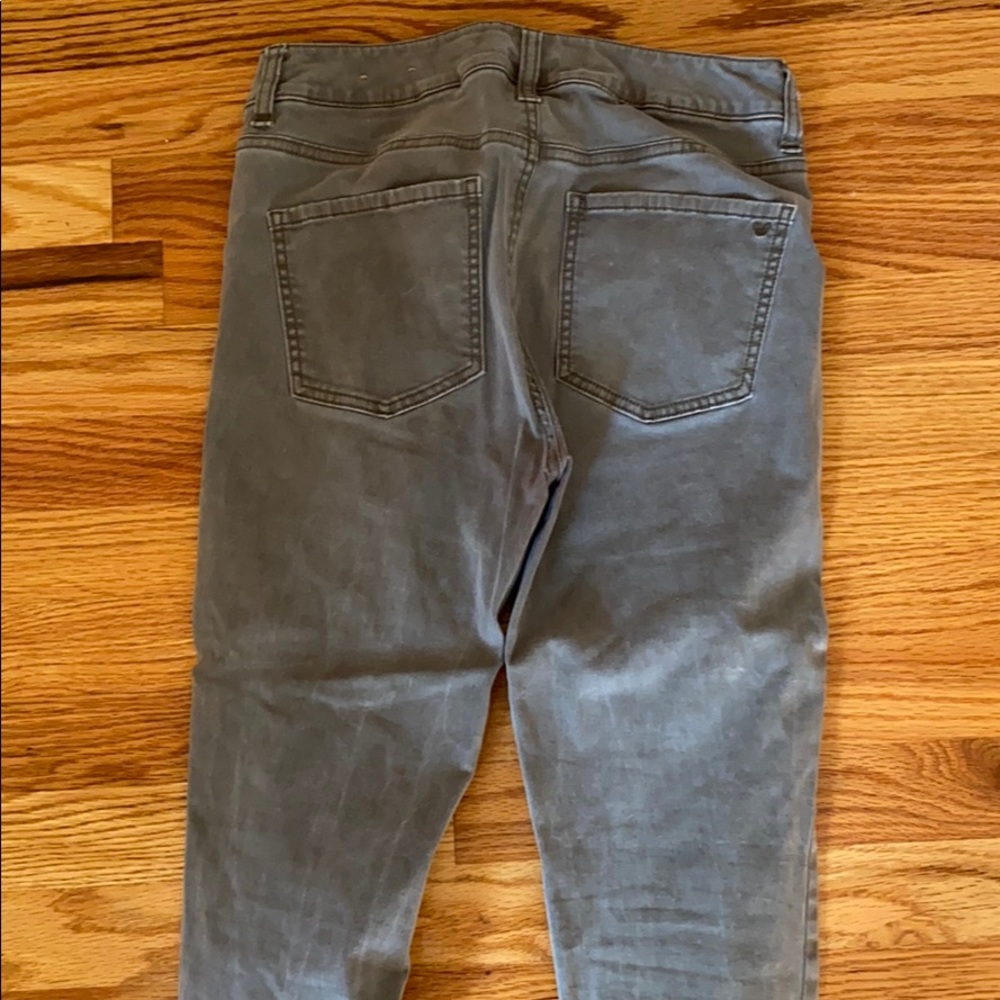Olive jeans! - Picture 3 of 3